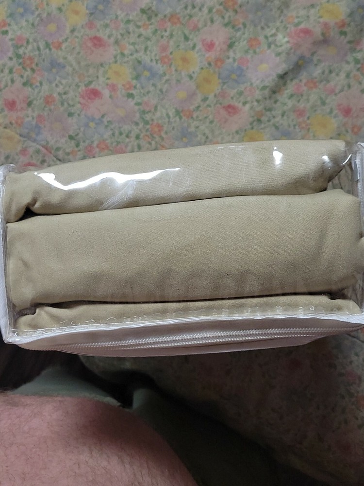 NWT CGK Unlimited Luxury Fitted Sheet Split King Beige