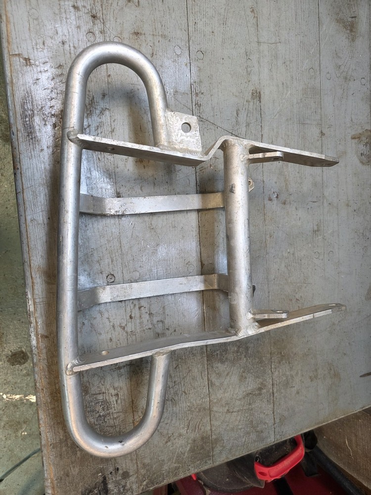 AC racing six pack rack