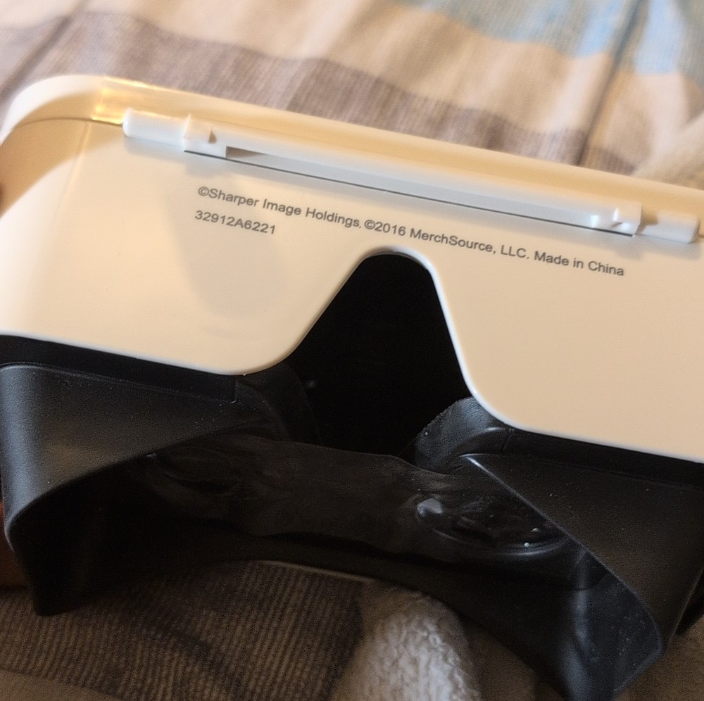 Sharper Image Smartphone 360° VR Headset White Black 32912A6221