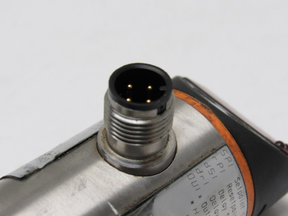 IFM Efector PN7224 Pressure Sensor Switch