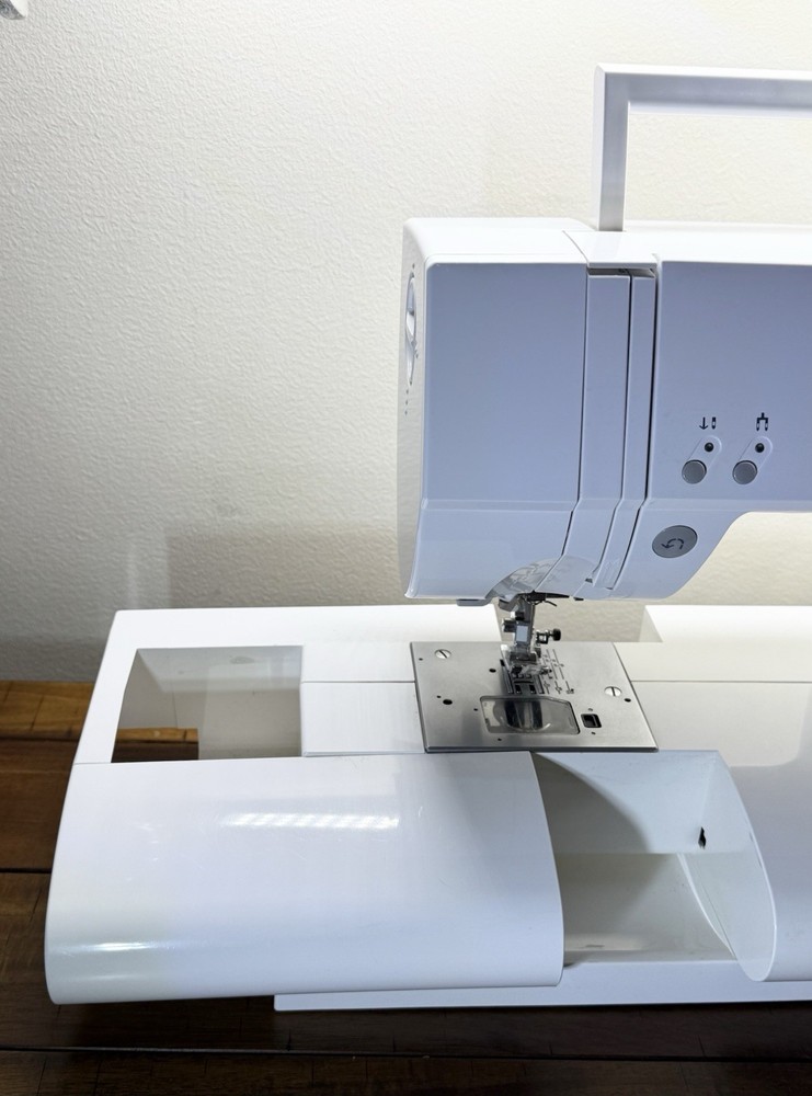 SINGER QUANTUM 9920 Sewing Machine Untested