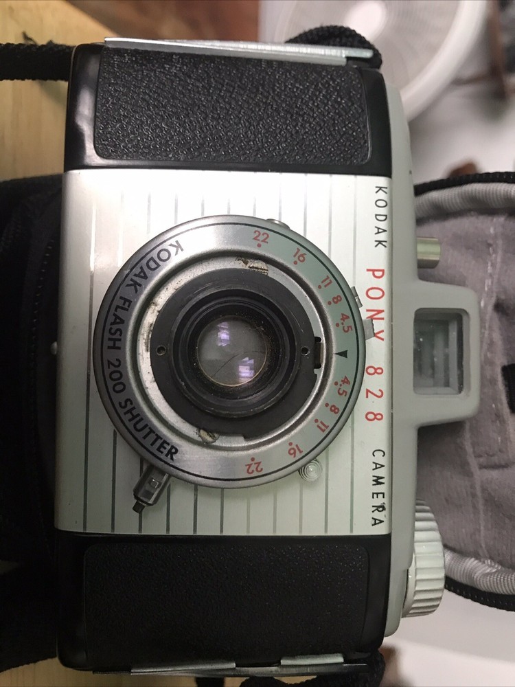 Vintage Rangefinder Camera Classic Kodak Pony 828