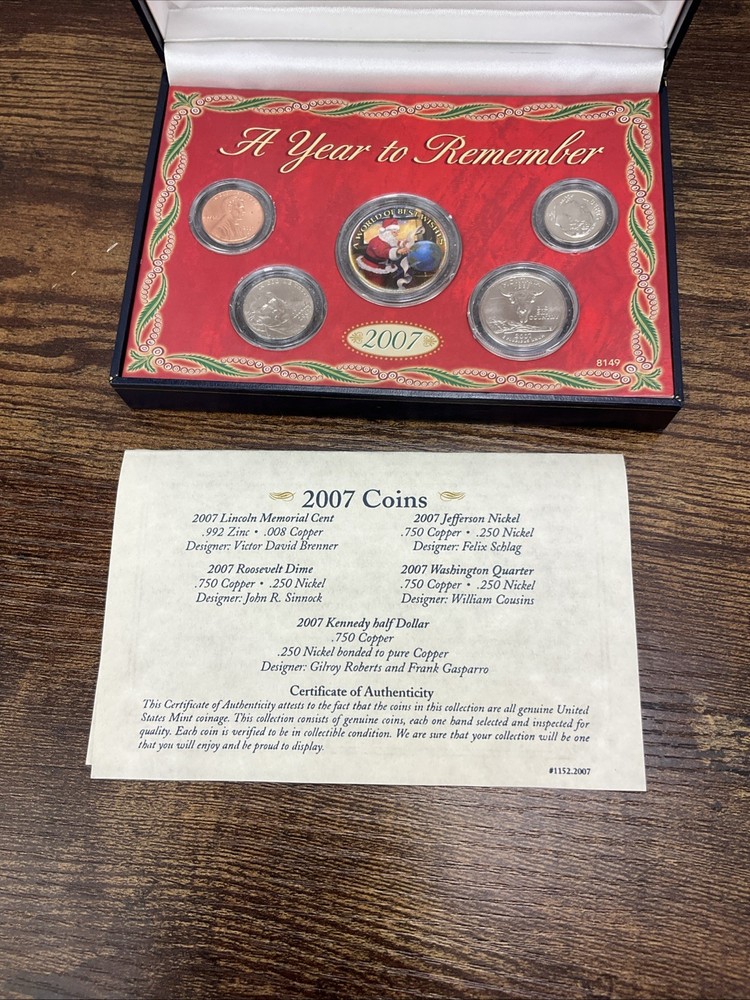 2007 A Year to Remember Coins with Santa w/authenticity certificate