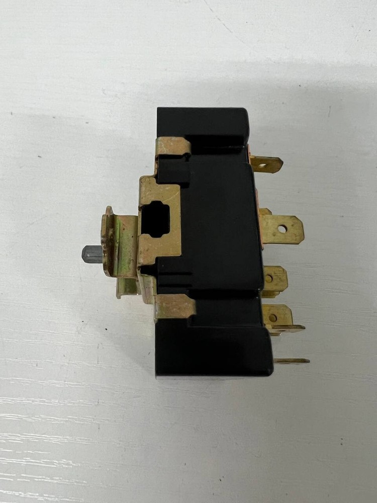 Genuine ELECTROLUX SWITCH 5300518090
