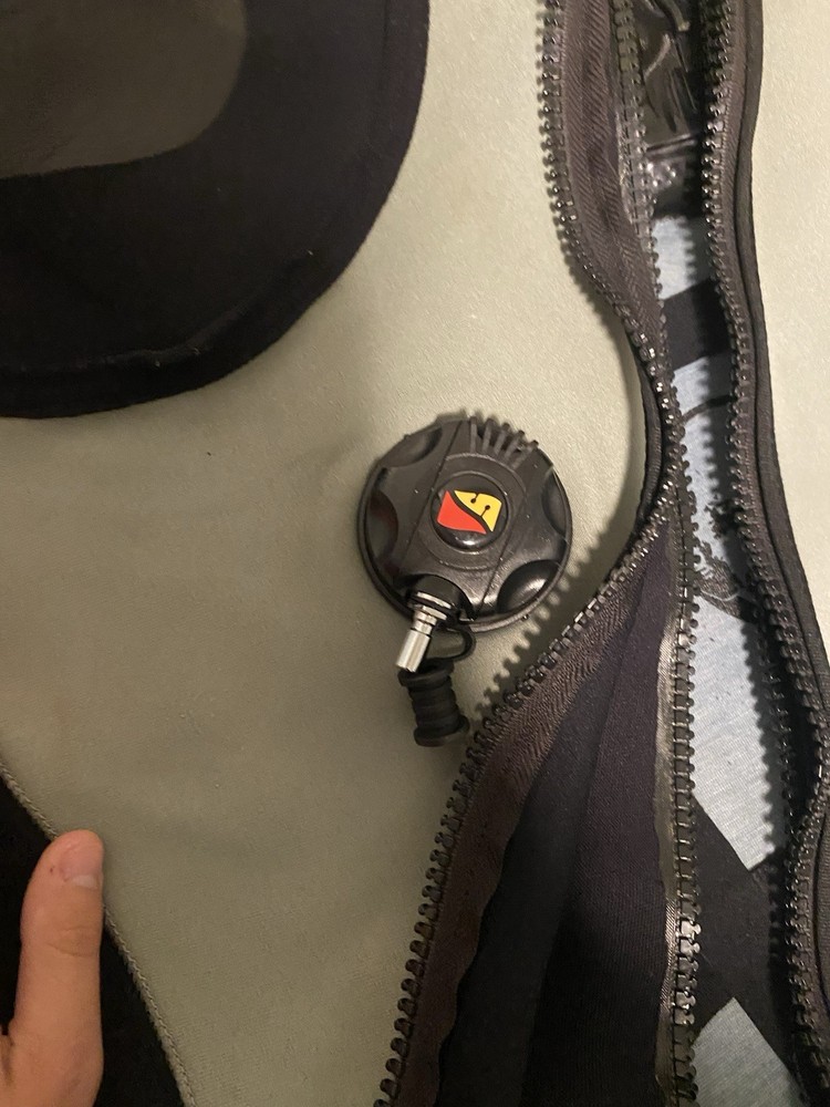 Pinnacle Black Ice Drysuit (Medium)