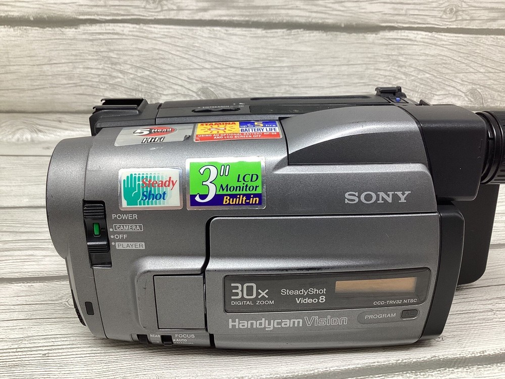Sony Handycam Vision CCD-TRV32 Untested