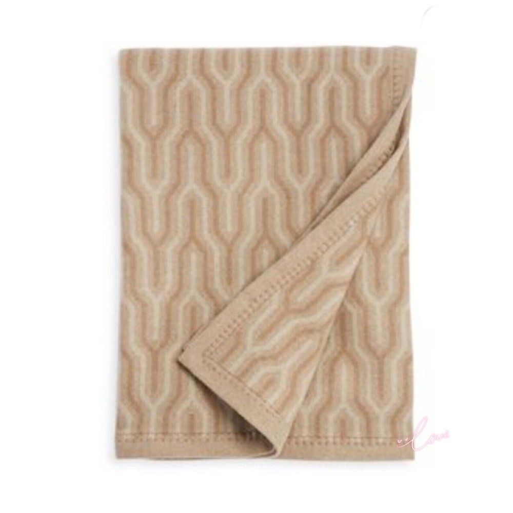 Hudson Park Collection Beige Patterned 50 X 70 Throw