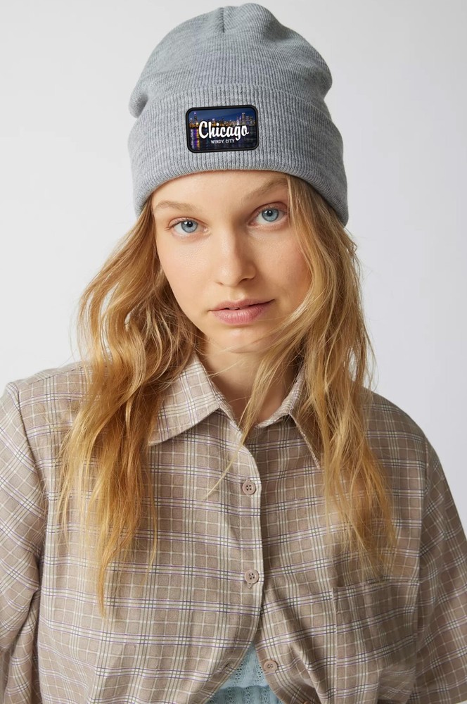 Chicago Skyline Windy City Patch Cuffed Knit Hat Grey