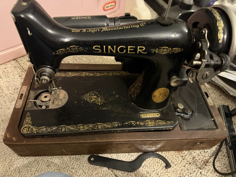 Singer Sewing Machine