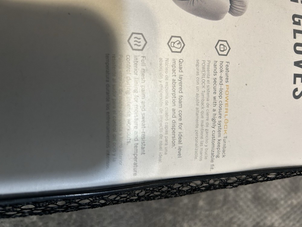 Everlast PowerLock2 Training Glove 12Oz (White/Grey)