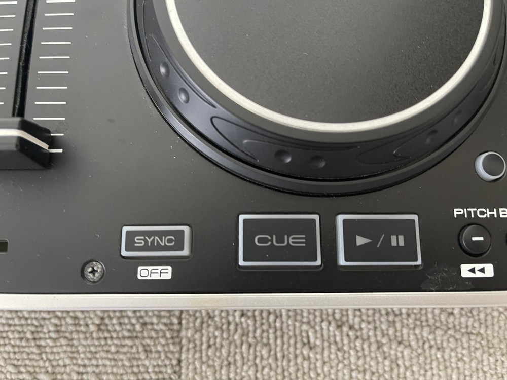 Denon DJ MC2000 2-Channel DJ Controller Black with USB Cable Tested & Working