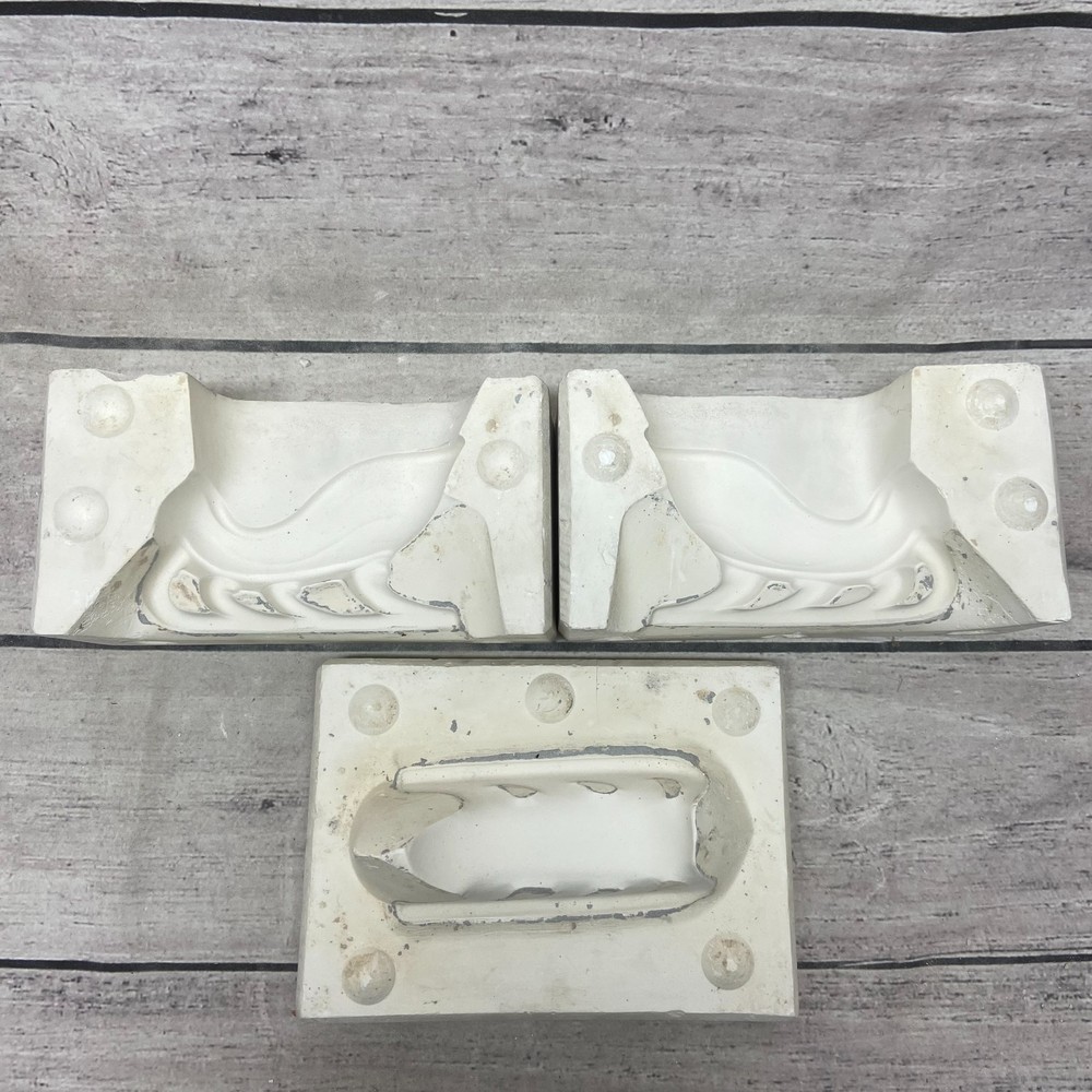 Unbranded Ceramic Casting Mold Open Sleigh Ornament