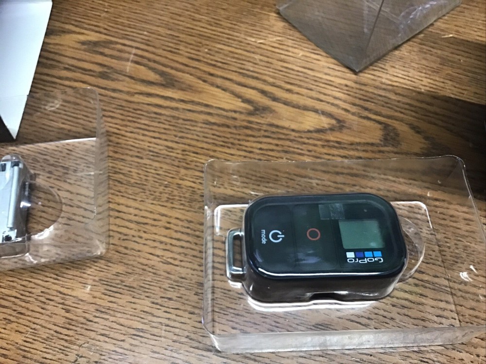 GoPro Basic Pac Combo Kit Wi-Fi Remote Control + Live Broadcast Enable Camera(s)