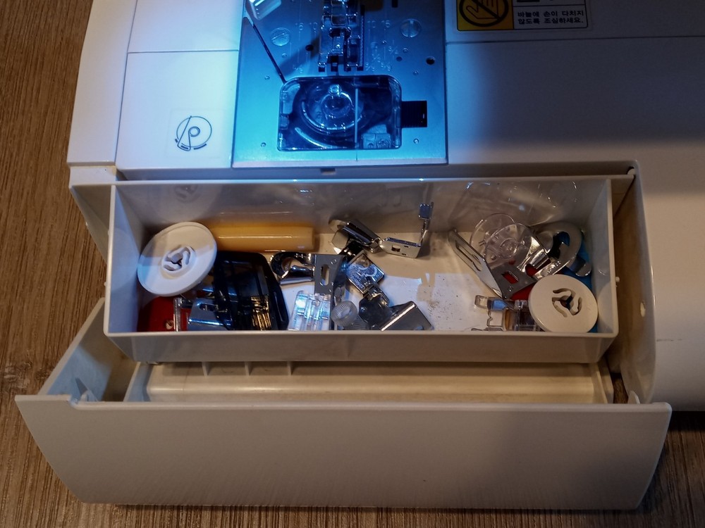 Singer Confidence Sewing Machine 7463 🪡🧵