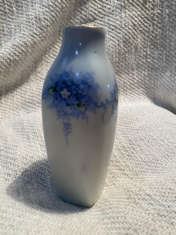 Small Ivory bud vase with Blue florals