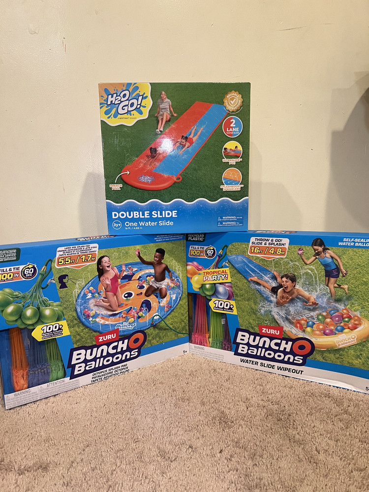 SUMMER SLIDE & POOL/ WATER BALLOONS  3 PACK