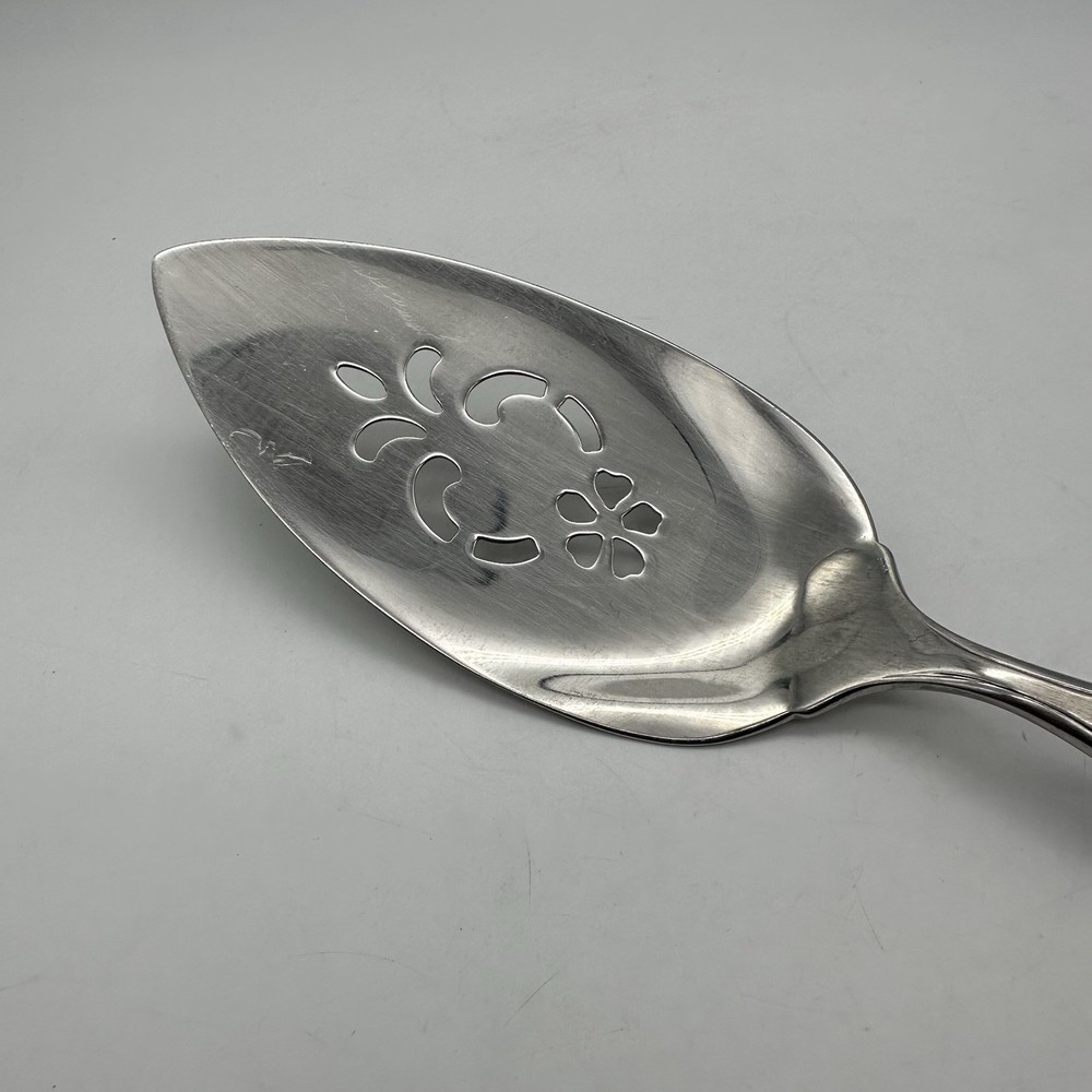 Oneida Cello Community Stainless Pie Server