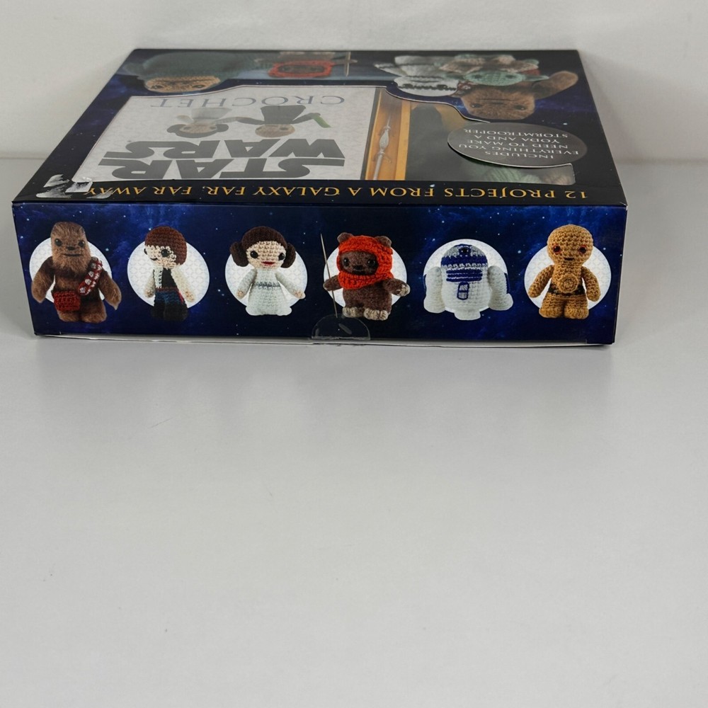 Star Wars Crochet Kit 12 Step-By-Step Illustrated Patterns, Yoda & Stormtrooper