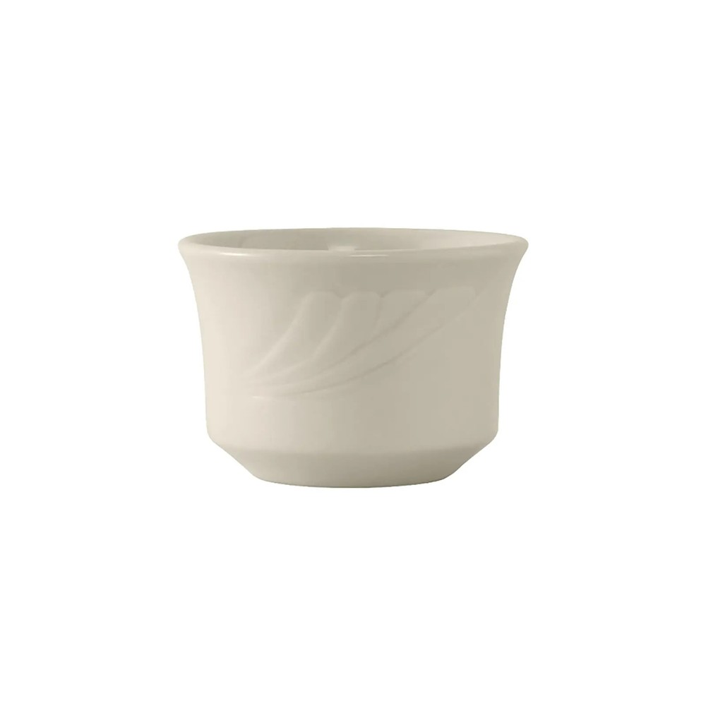 Tuxton China Inc Monterey 7 oz American White/Eggshell Bouillon Cup - 3 Doz