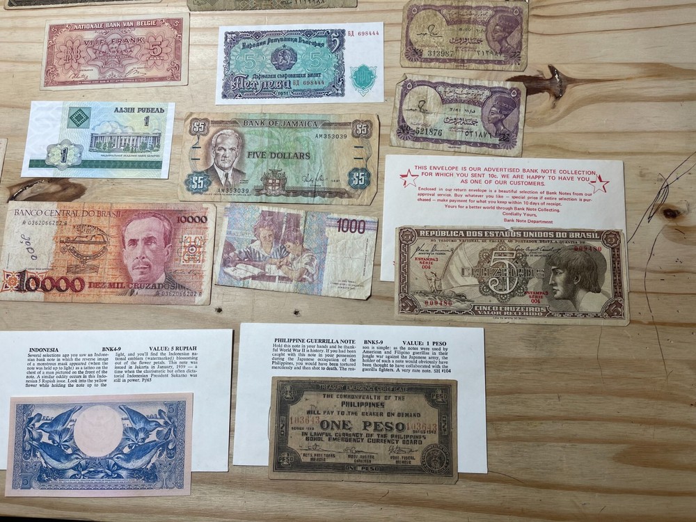 Assorted World Foreign 25 Banknotes Lot High Value