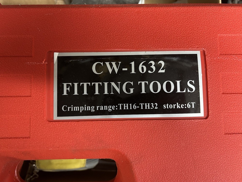 CW-1632 FITTING TOOLS Crimping range:TH16-TH32 NEW
