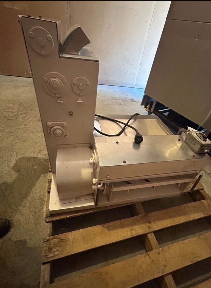 ACME Double Pass Dough Roller