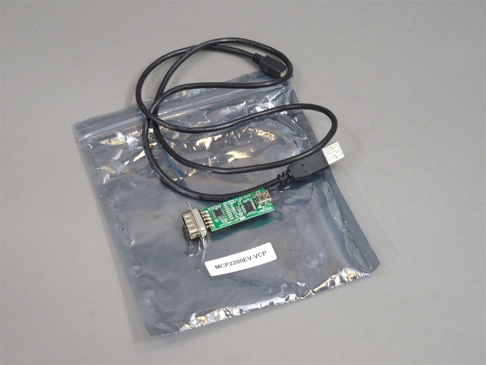 Microchip MCP2200EV-VCP Demo Board USB-to-RS232