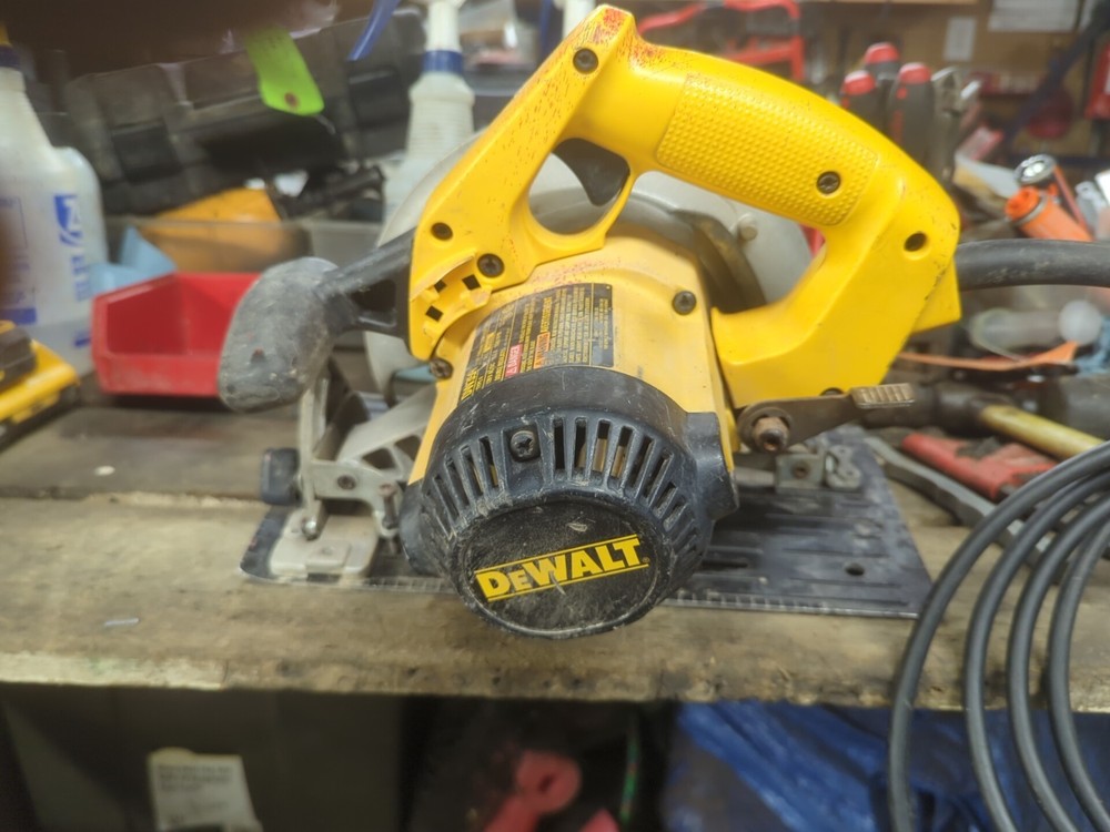 DEWALT Corded Circular Saw DW359