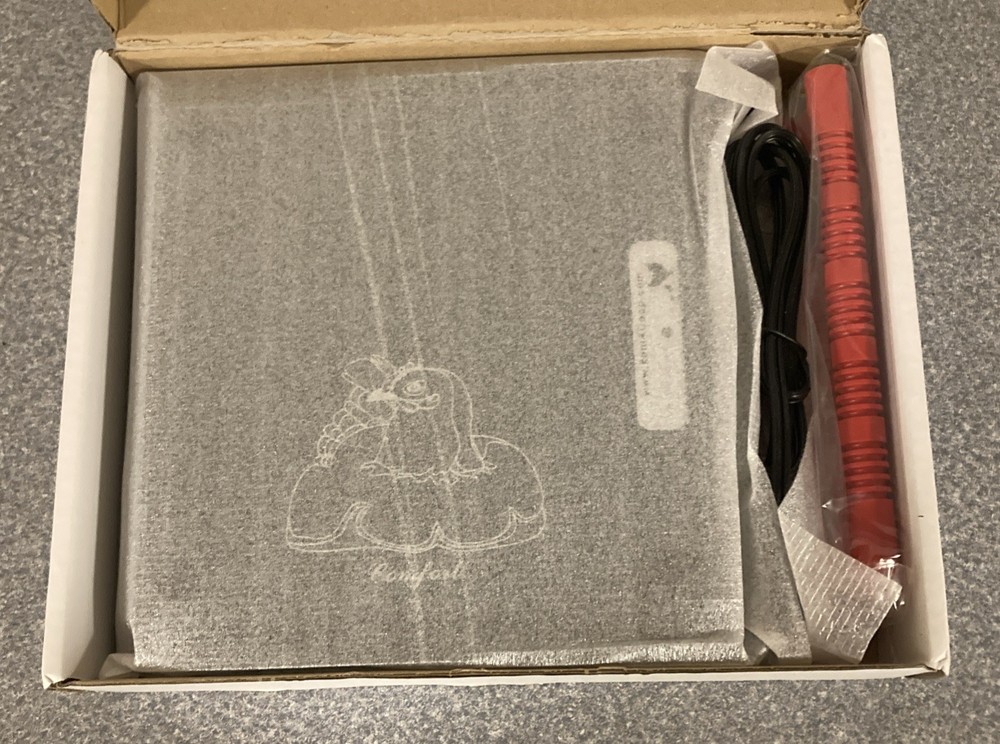 Adjustable 10x10 Chick Heating Plate with Anti-Roost Cone - Safe & Efficient