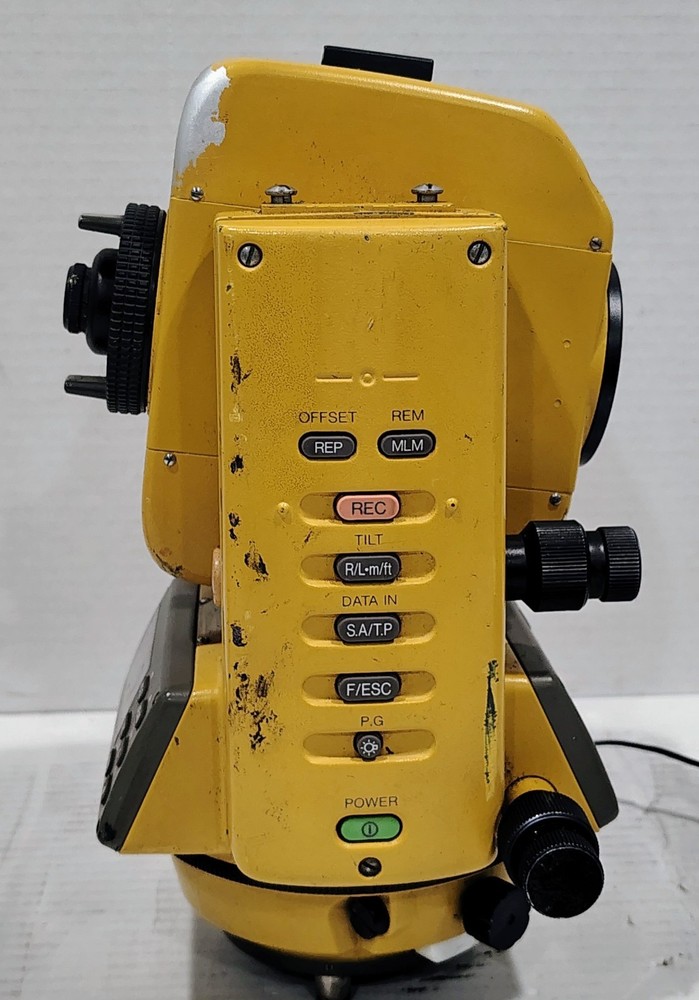 Topcon GTS-303D Electronic Precise Surveying And Data Collection Power Tested