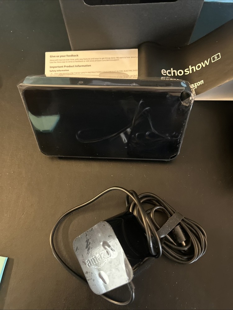 Amazon Echo Show 5 Smart Speaker Charcoal Black ❤️ Open Box