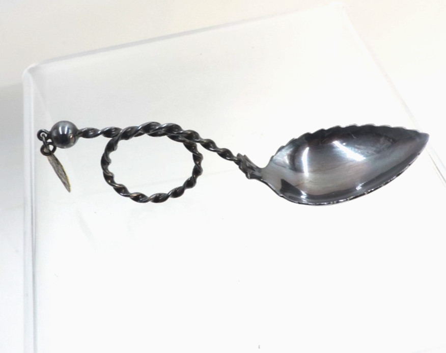 Vintage 4.5" Decorative Leaf-Design Silver Spoon 830 S J