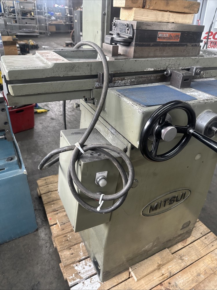 Mitsui Precision Toolroom 612 Surface Grinder Model MSG:200MH Machine# 82043185