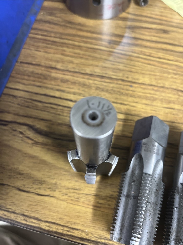 5x 1 - 11 1/2 NPT Taps