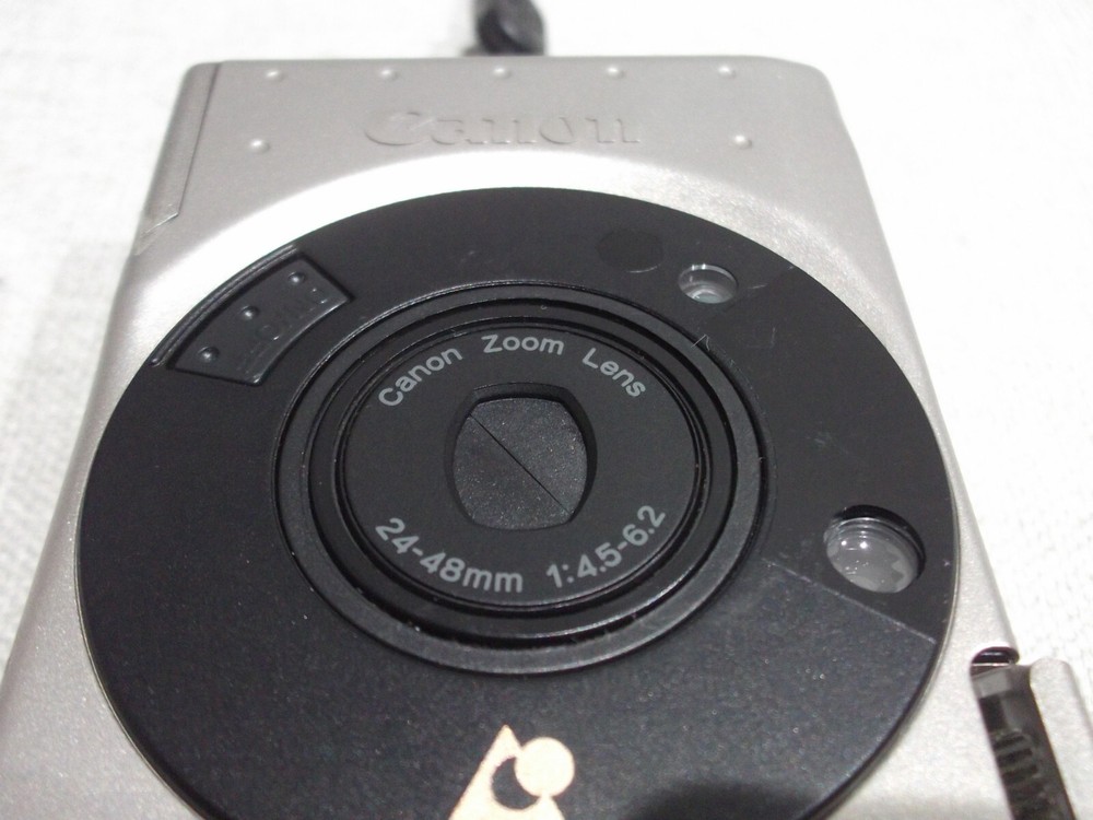 Canon IXUS Compact Digital Camera - Please Read Description