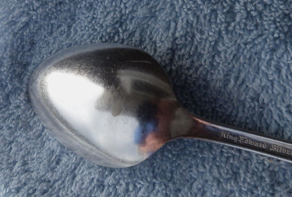King Edward Silver Plate Holiday pattern Serving Spoon w/plating wear