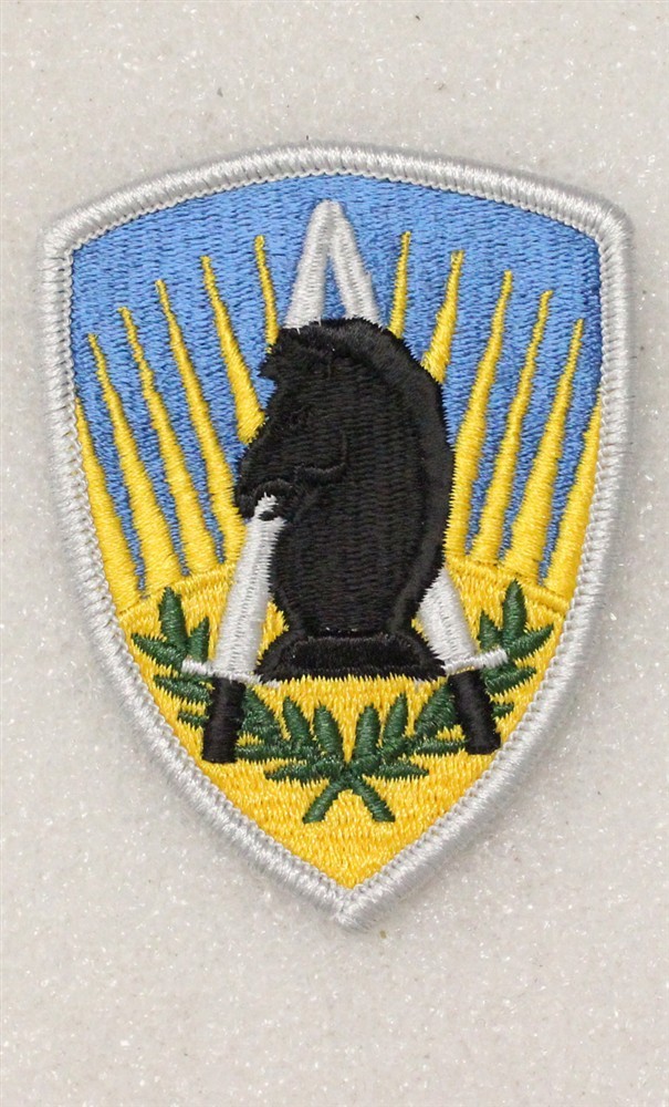 Army Patch 4761 - 650th Military Intelligence Group - merrowed edge