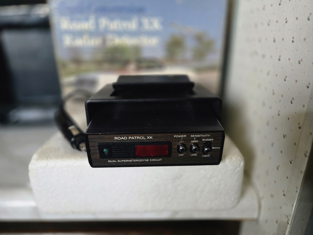 Micronta Dual Conversion Road Patrol XK Radar Detector Open Box POWERS ON