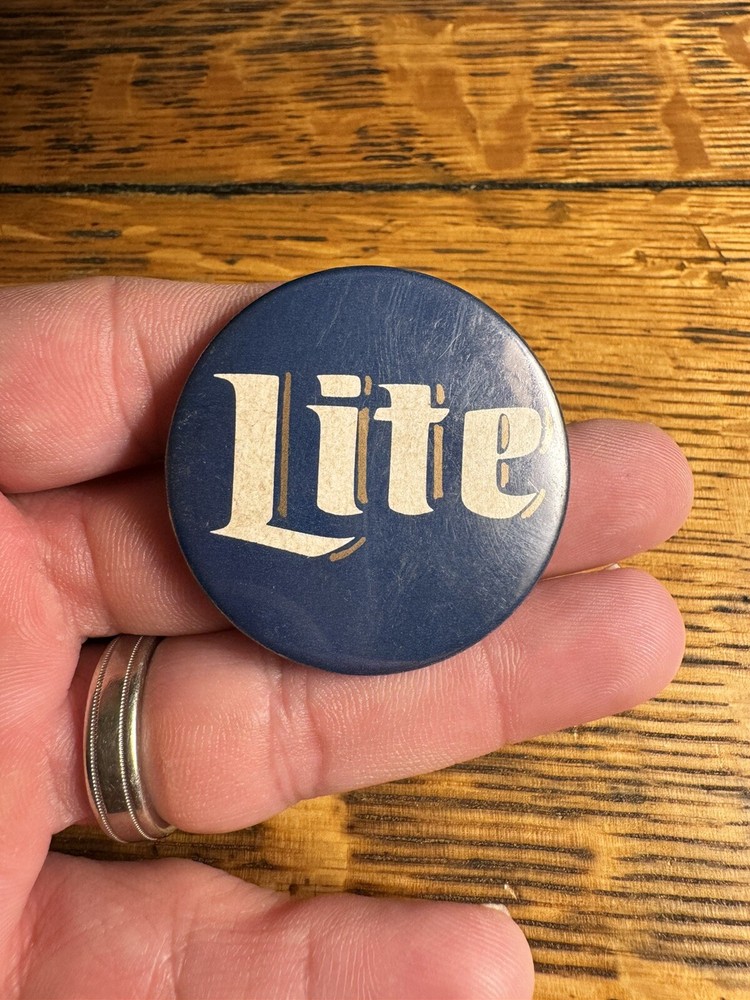 Vintage Miller Lite Beer Pinback