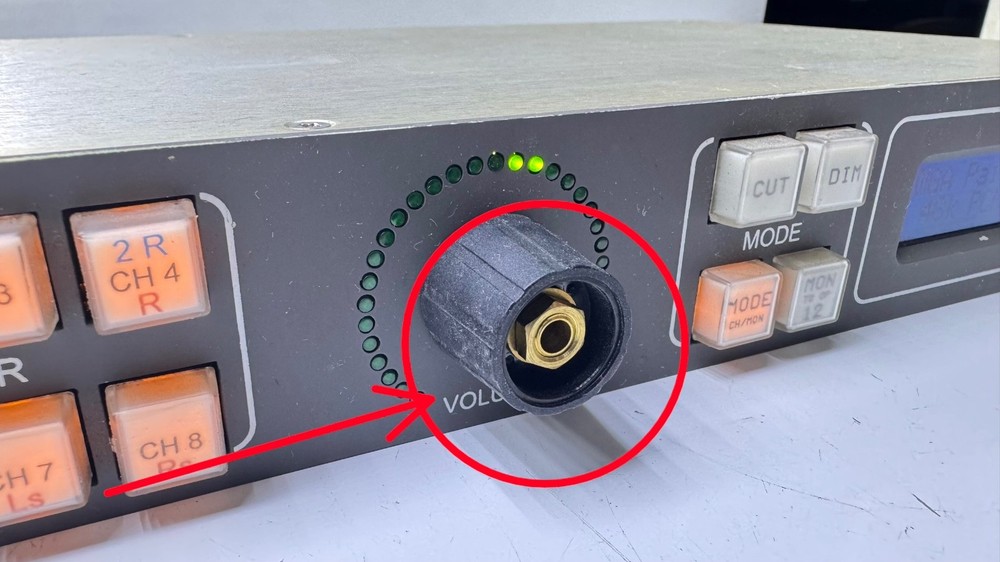 Newbury Systems LSC8-2HD Loudspeaker Control Panel