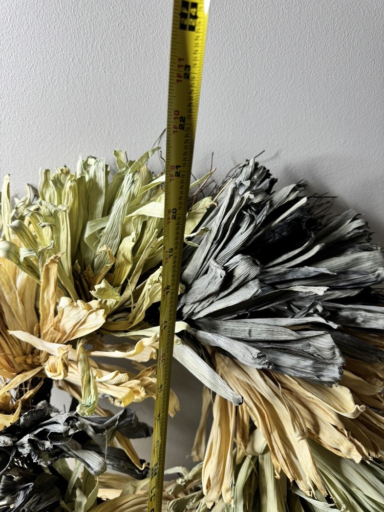 Round Colored Corn Husk Wreath