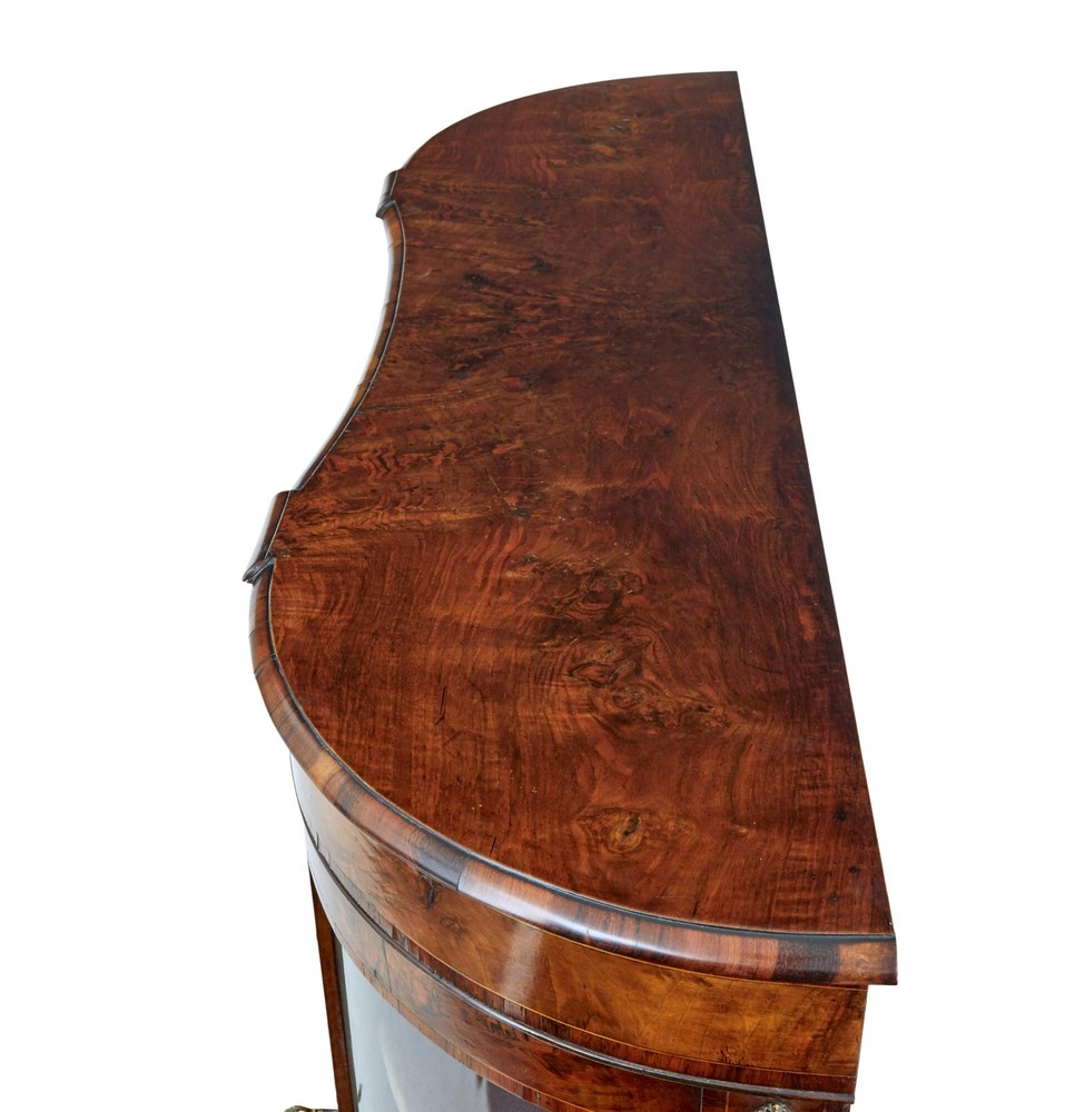 19TH CENTURY VICTORIAN GLAZED BURR WALNUT SIDEBOARD