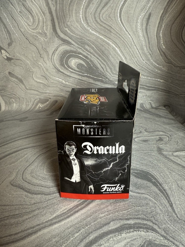 Funko Multiple: Dracula - Bitty Pop! Towns Dracula and Castle
