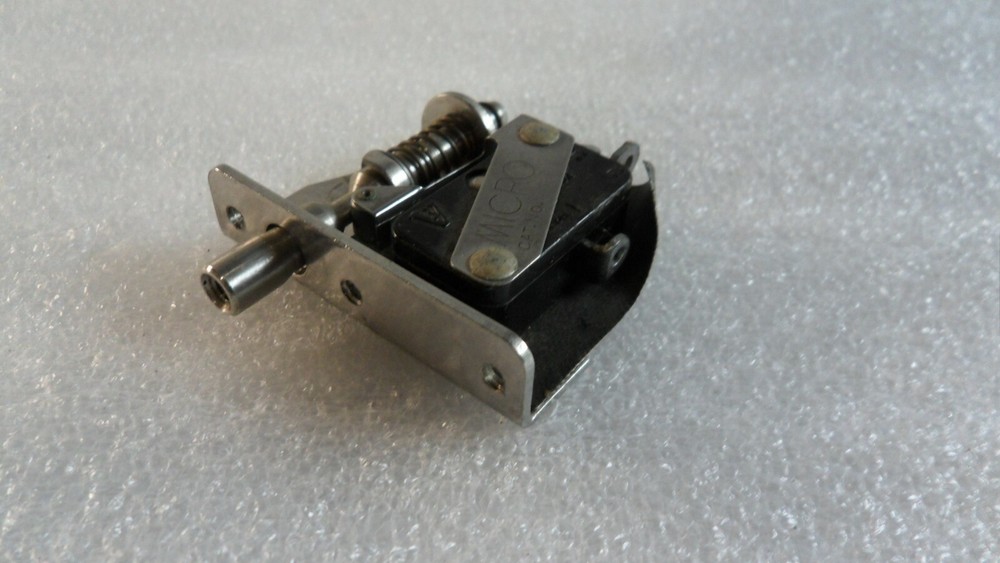 Micro Switch Assembly P/N 3AC2 New