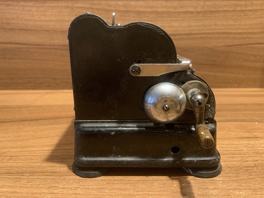 Vintage Walther Mechanical Calculator – German Office Machine