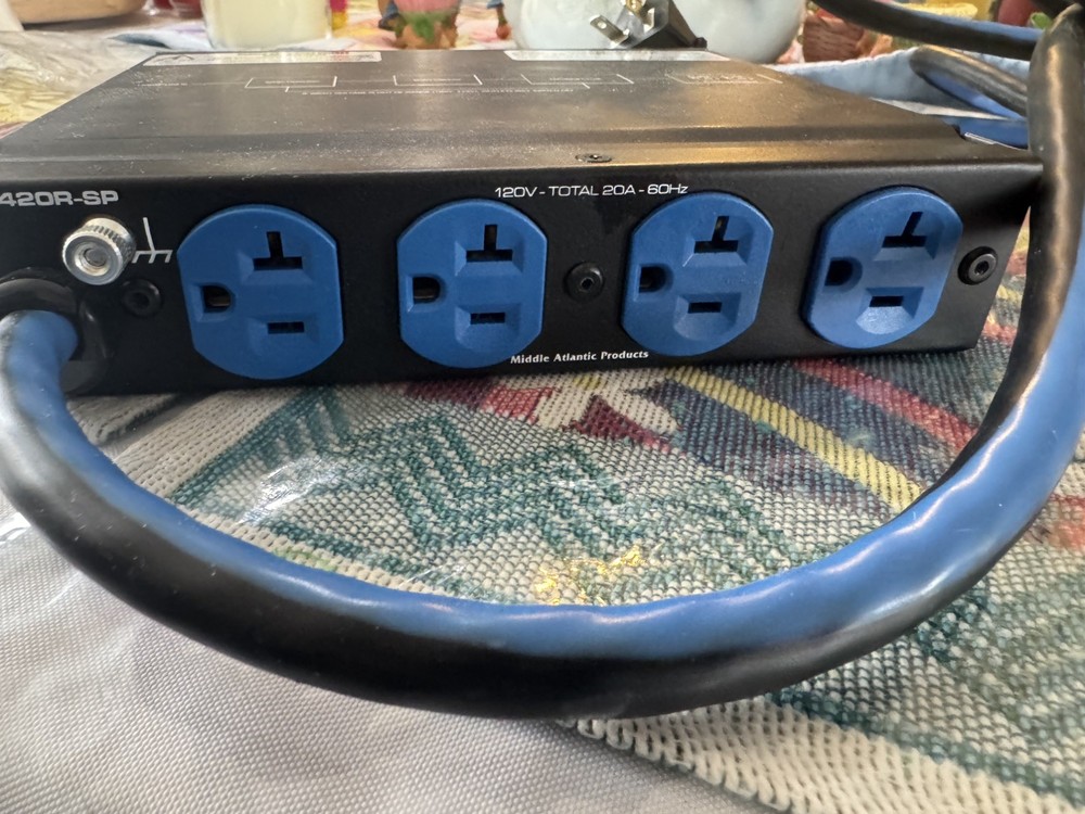 Middle Atlantic Products Model: PD-420R-SP 4 Outlet Surge Protector
