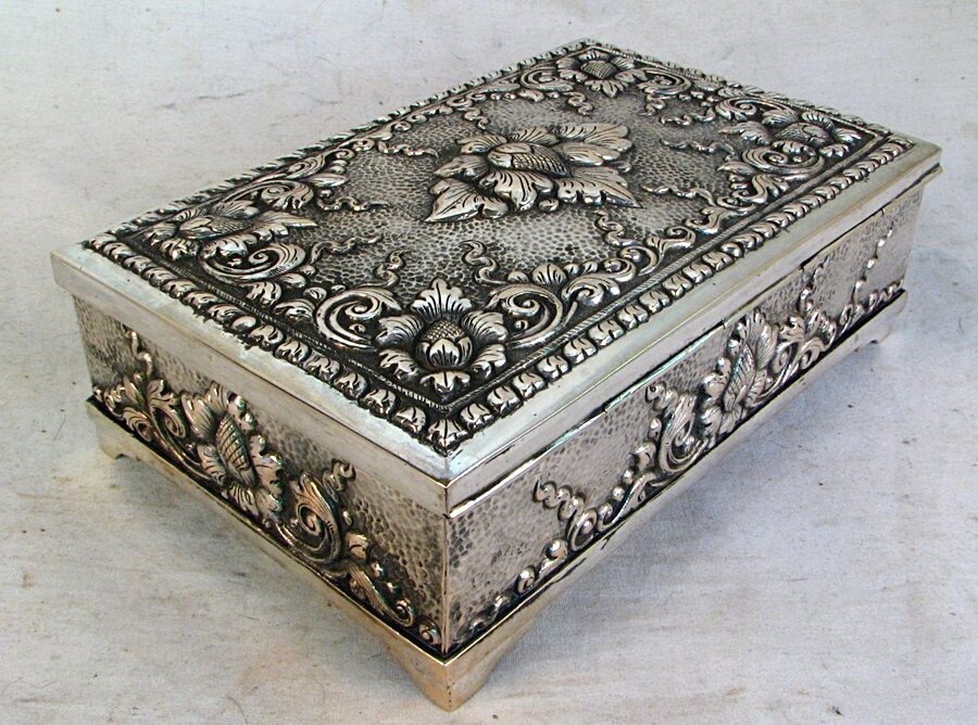 YOGYA SILVER BOX LARGE FINE REPOUSSE WORK SIGNED c.1940'S