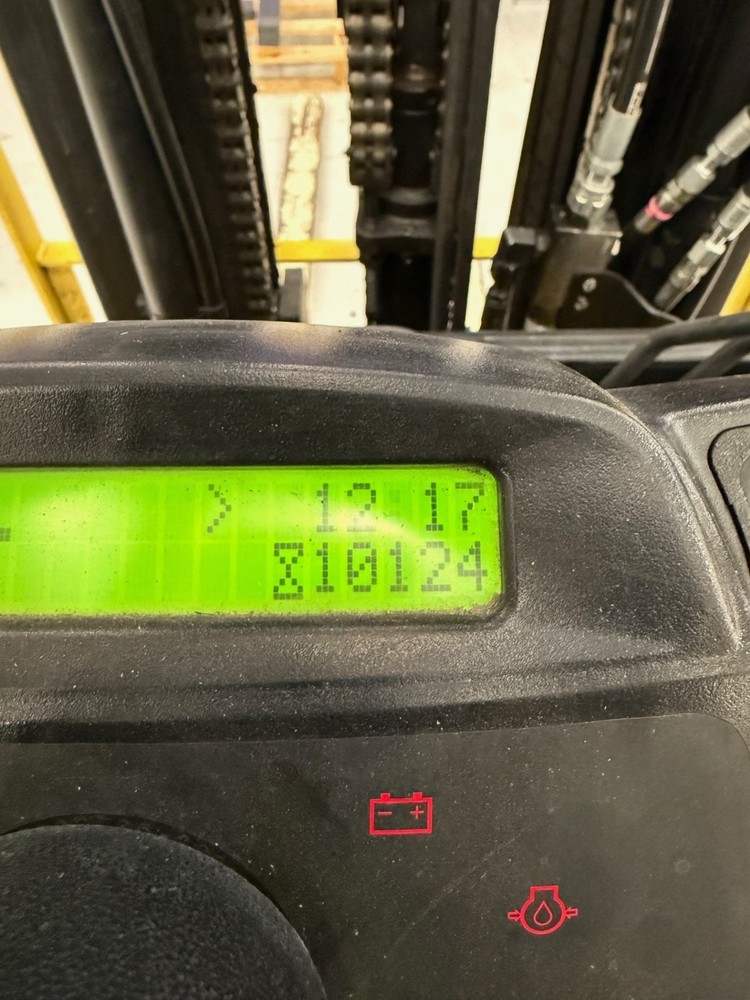 Yale GLC080VX 8000lb Used Forklift