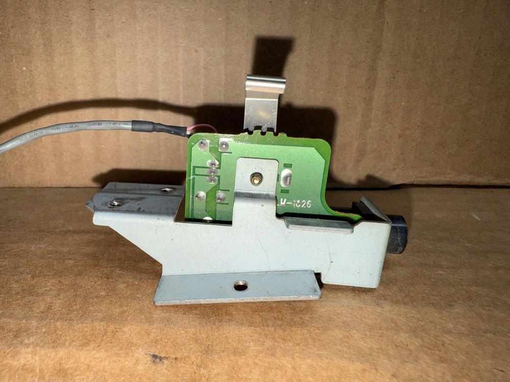 KORG TRINITY PRO HEADPHONE JACK ASSEMBLY (COMPLETE) KLM-1826