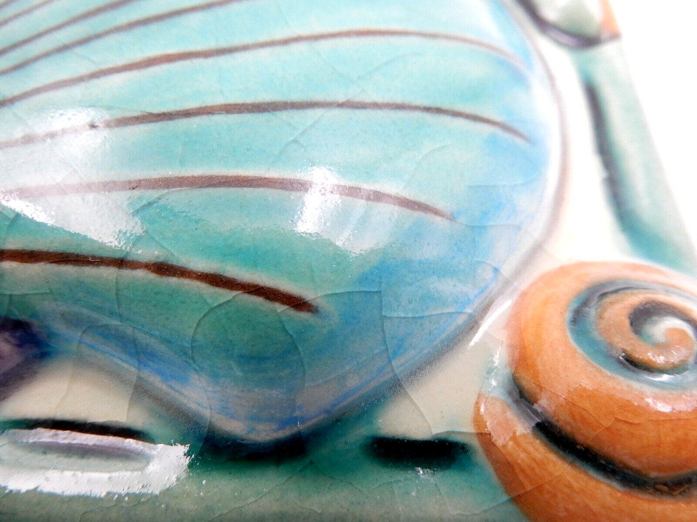 VINTAGE BLUE-GREEN SQUARE SCALLOP & SNAIL CERAMIC WALL TILE ~ SIGNED